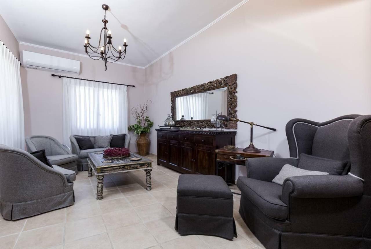 My Sweet Corner House Villa Palaiochora Ngoại thất bức ảnh